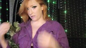 Redheaded Poison Ivy Attempts to Seduce you