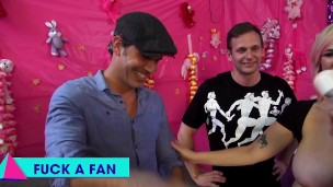 Shaved Pussy Spitroasted, Two Studs Pleasure Siri And Tory!